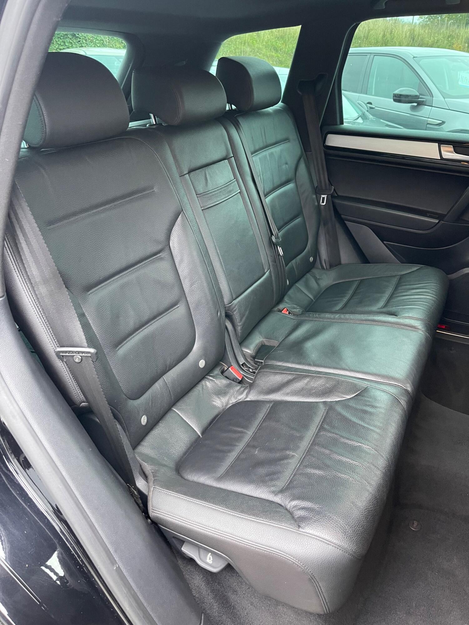 Used Volkswagen Touareg 2013 for sale - 76314010: Photo 11