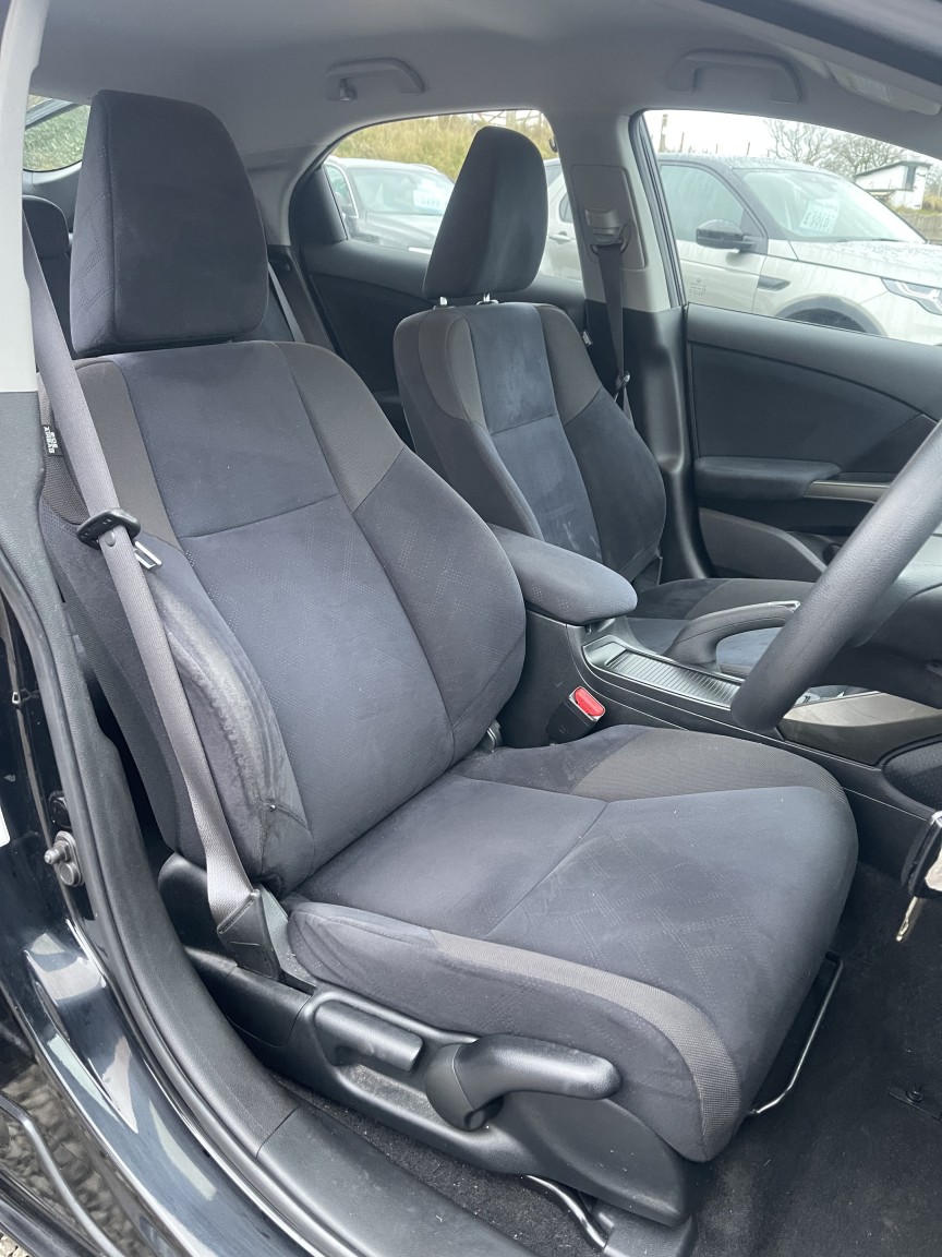 Used Honda Civic 2012 for sale - 77140768: Photo 14