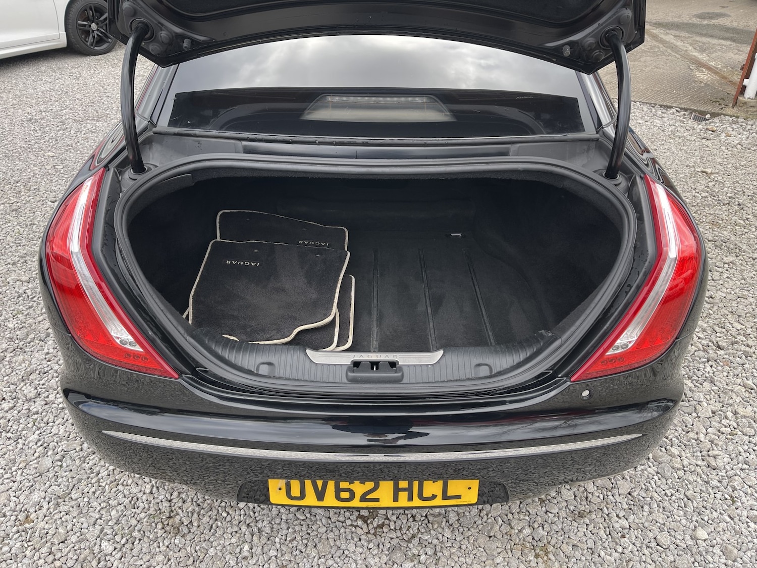 Used Jaguar XJ 2012 for sale - 77836973: Photo 10