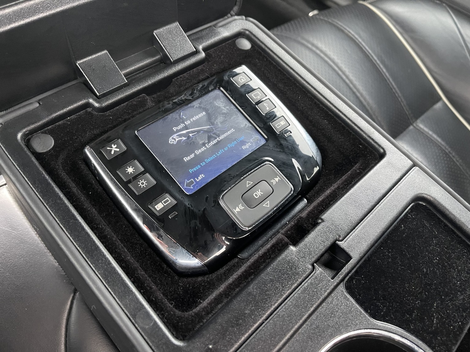 Used Jaguar XJ 2012 for sale - 77836973: Photo 34