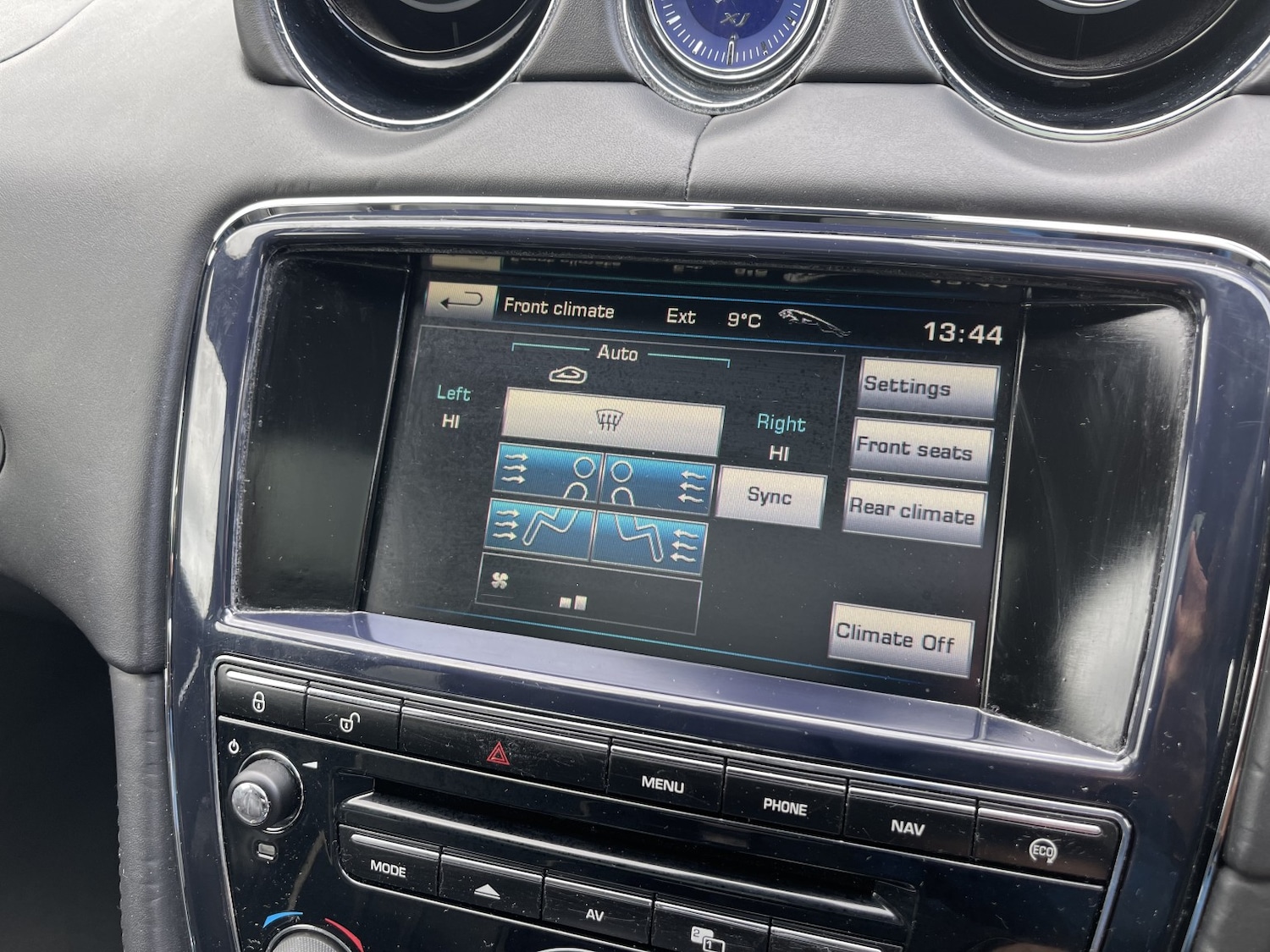 Used Jaguar XJ 2012 for sale - 77836973: Photo 43