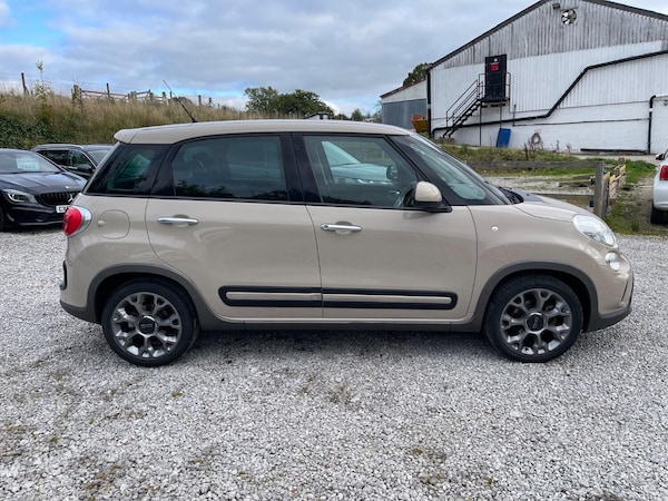 Used Fiat 500L 2013 for sale - 76225331: Photo 8