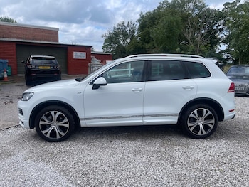 Used Volkswagen Touareg 2014 for sale - 75517732: Photo