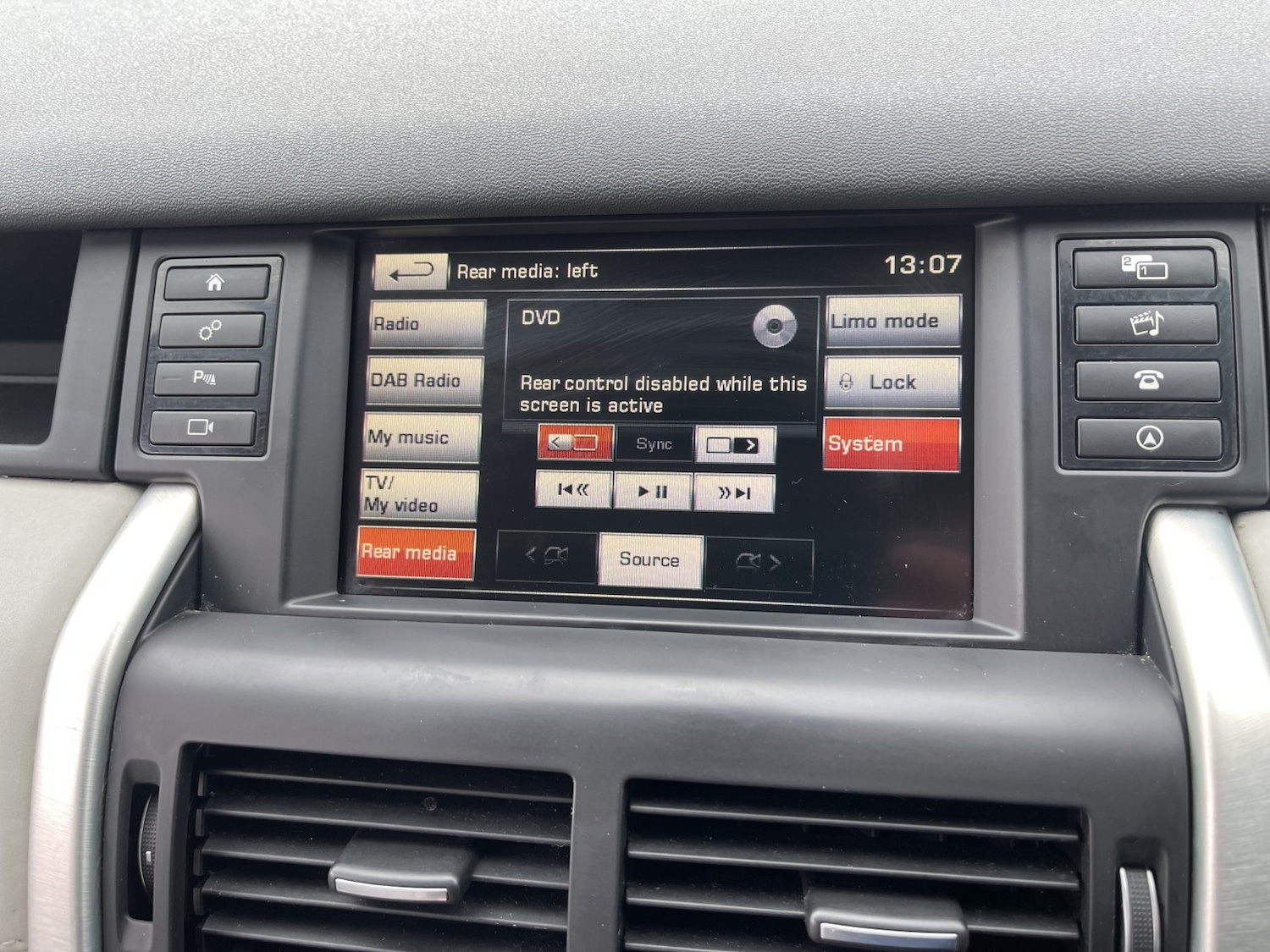 Used Land Rover Discovery Sport 2015 for sale - 77213468: Photo 40