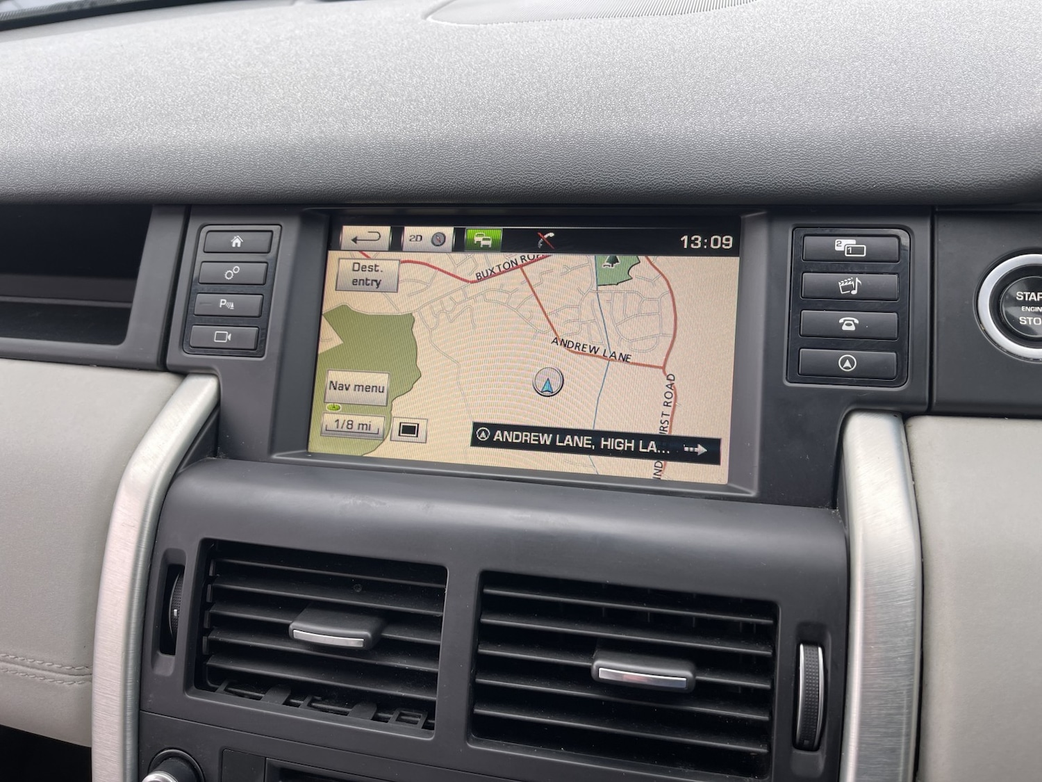 Used Land Rover Discovery Sport 2015 for sale - 77213468: Photo 42