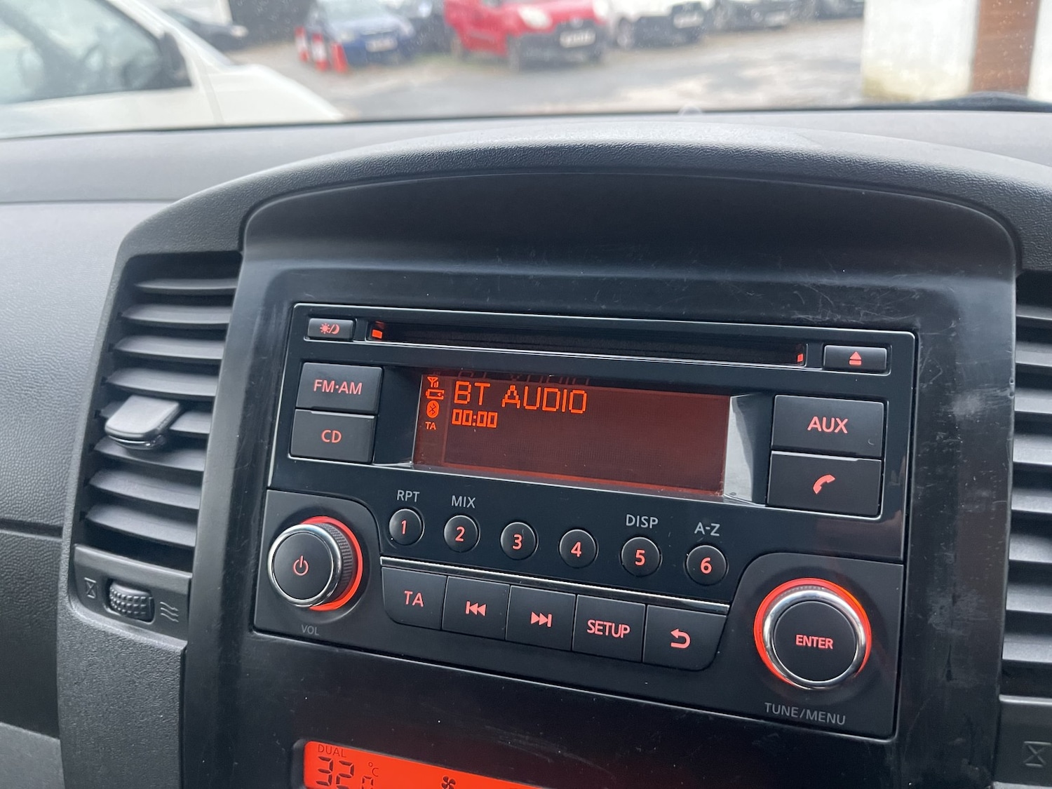 Used Nissan Navara 2012 for sale - 77289242: Photo 47