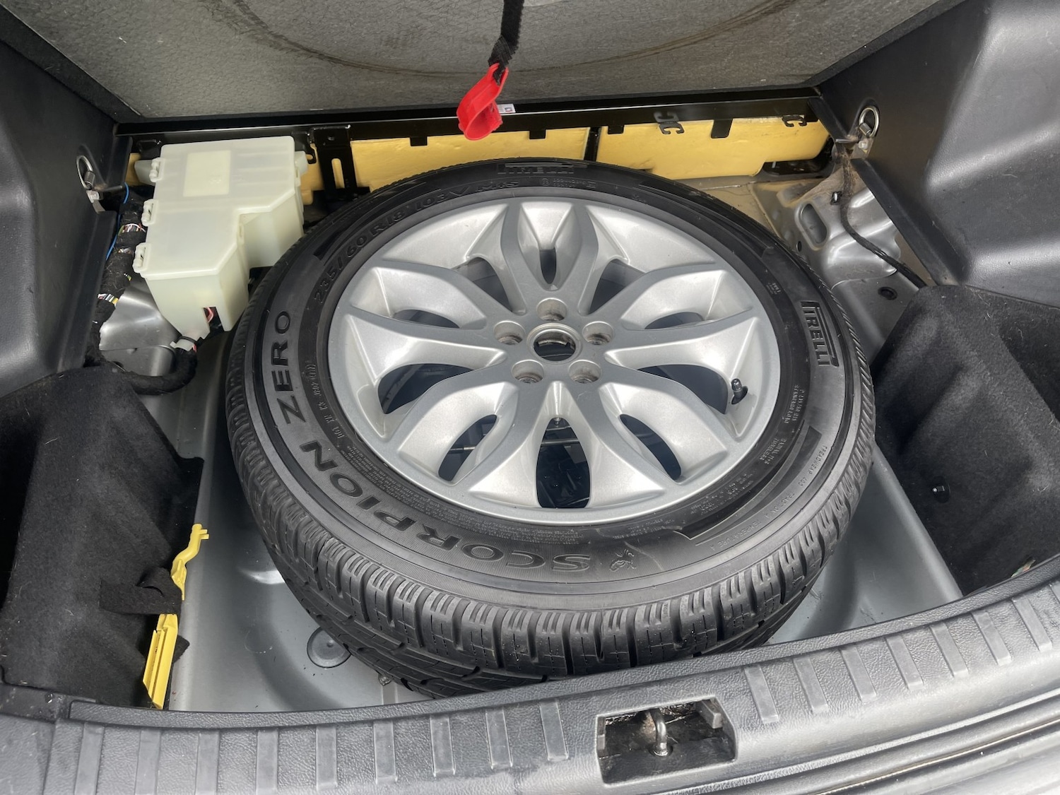 Used Land Rover Freelander 2 2013 for sale - 77548270: Photo 17