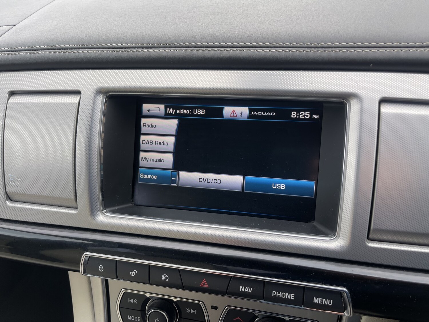 Used Jaguar XF 2015 for sale - 77694408: Photo 28