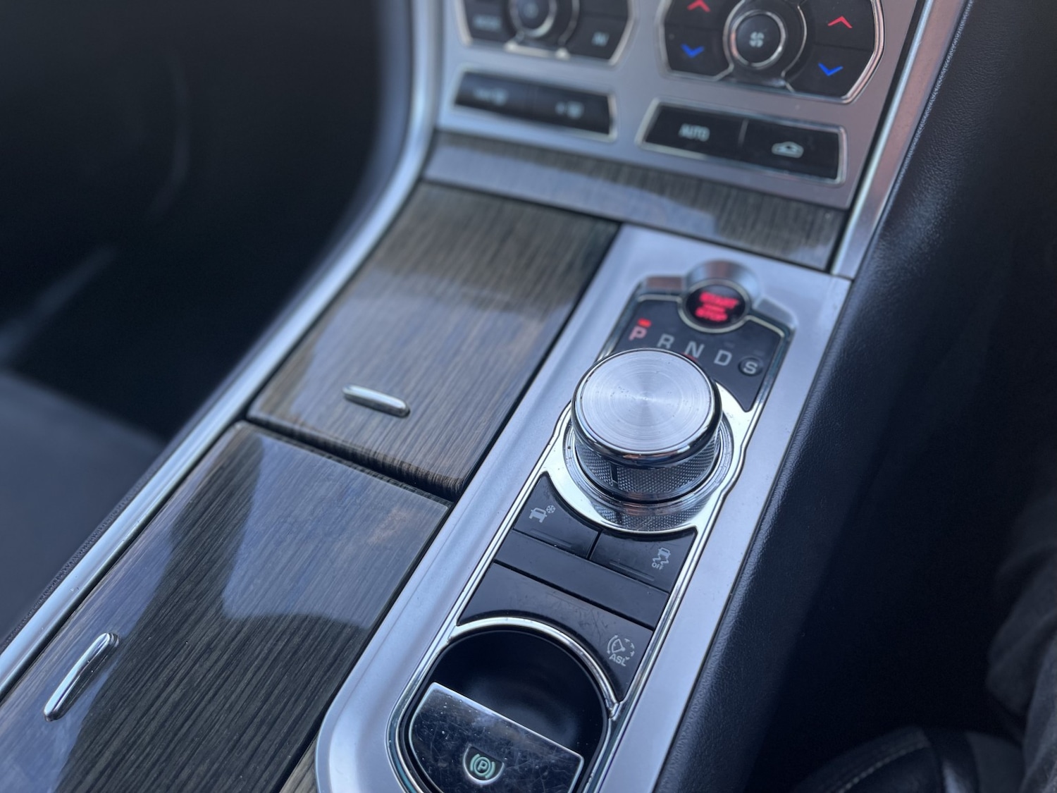 Used Jaguar XF 2014 for sale - 76817513: Photo 22