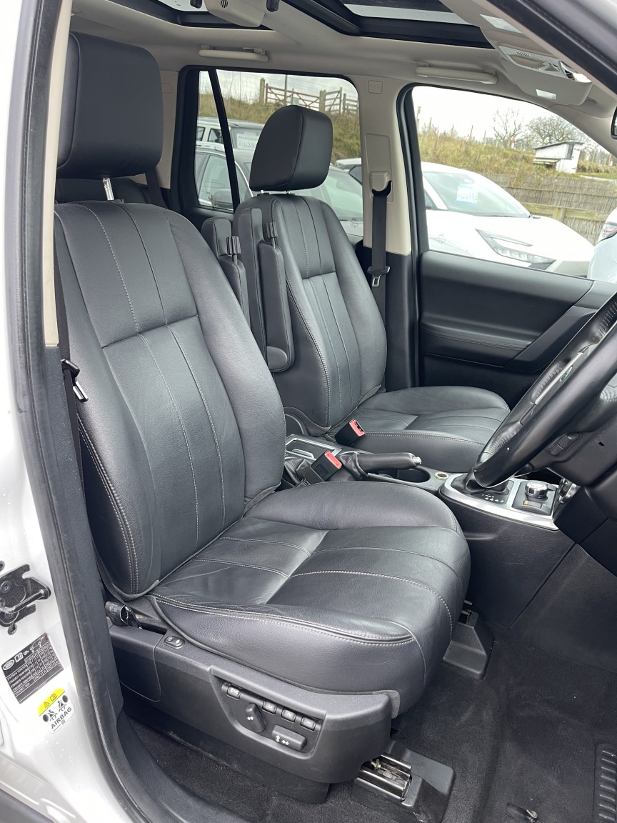 Used Land Rover Freelander 2010 for sale - 77535879: Photo 14