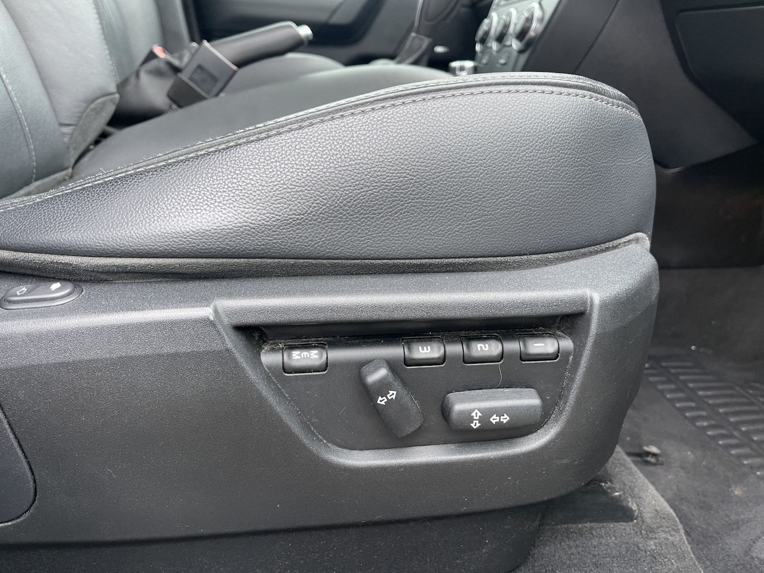 Used Land Rover Freelander 2010 for sale - 77535879: Photo 18