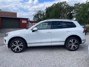 Used Volkswagen Touareg 2016 for sale - 75529745: Photo