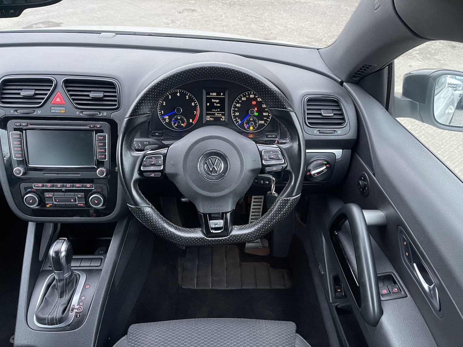 Used Volkswagen Scirocco 2011 for sale - 77595487: Photo 13