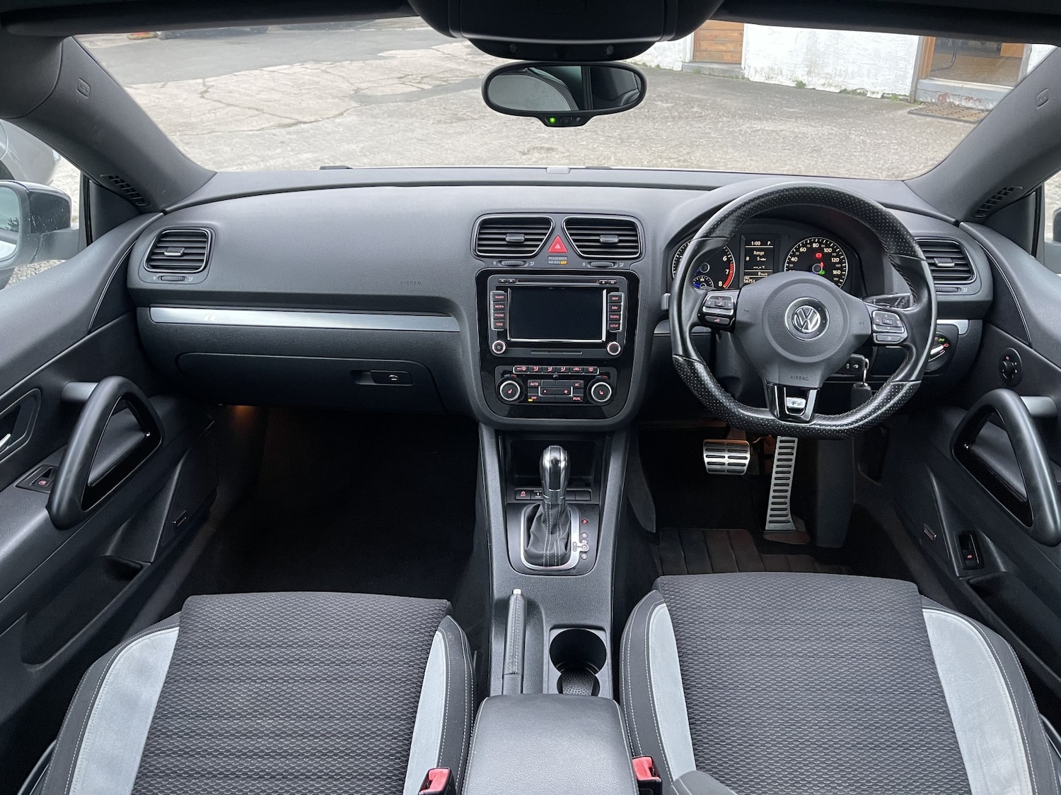 Used Volkswagen Scirocco 2011 for sale - 77595487: Photo 14