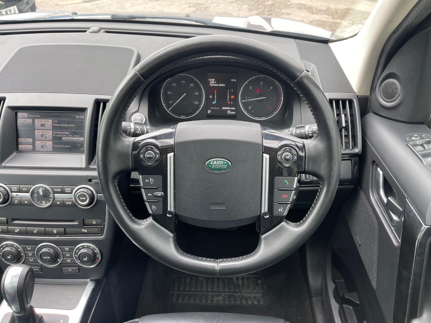Used Land Rover Freelander 2 2014 for sale - 76334799: Photo 11