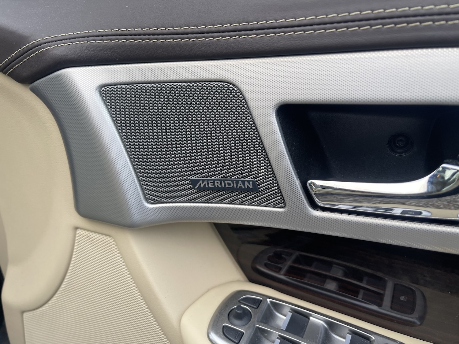 Used Jaguar XF 2015 for sale - 77508424: Photo 18