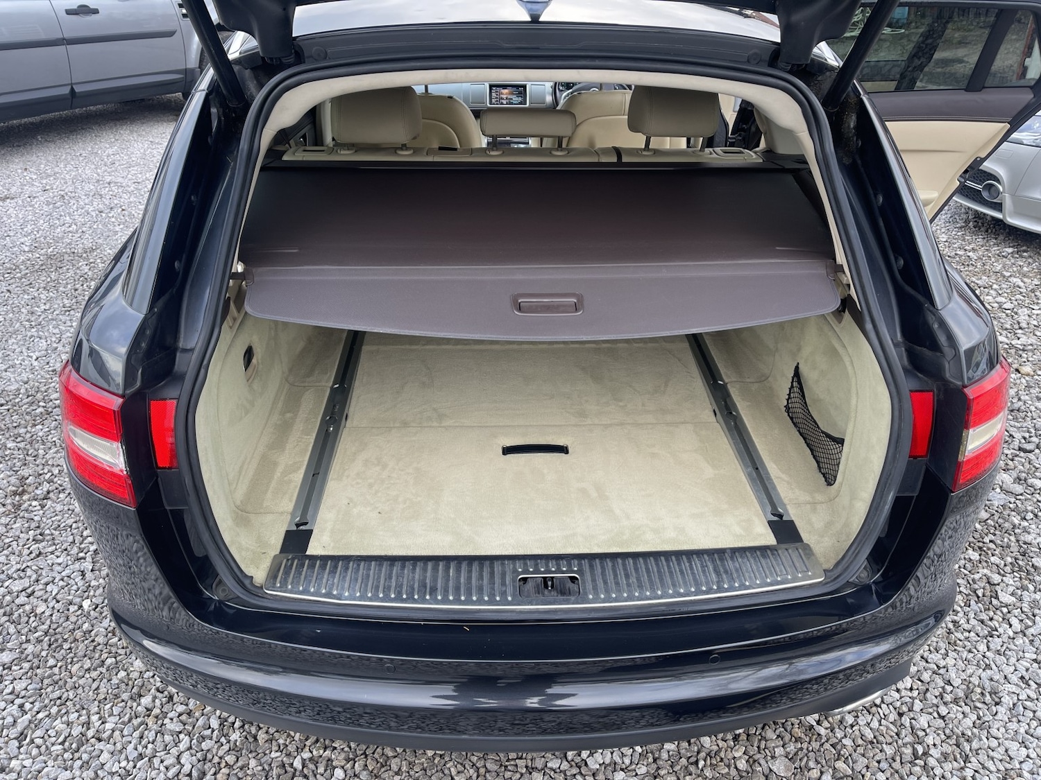 Used Jaguar XF 2015 for sale - 77508424: Photo 25