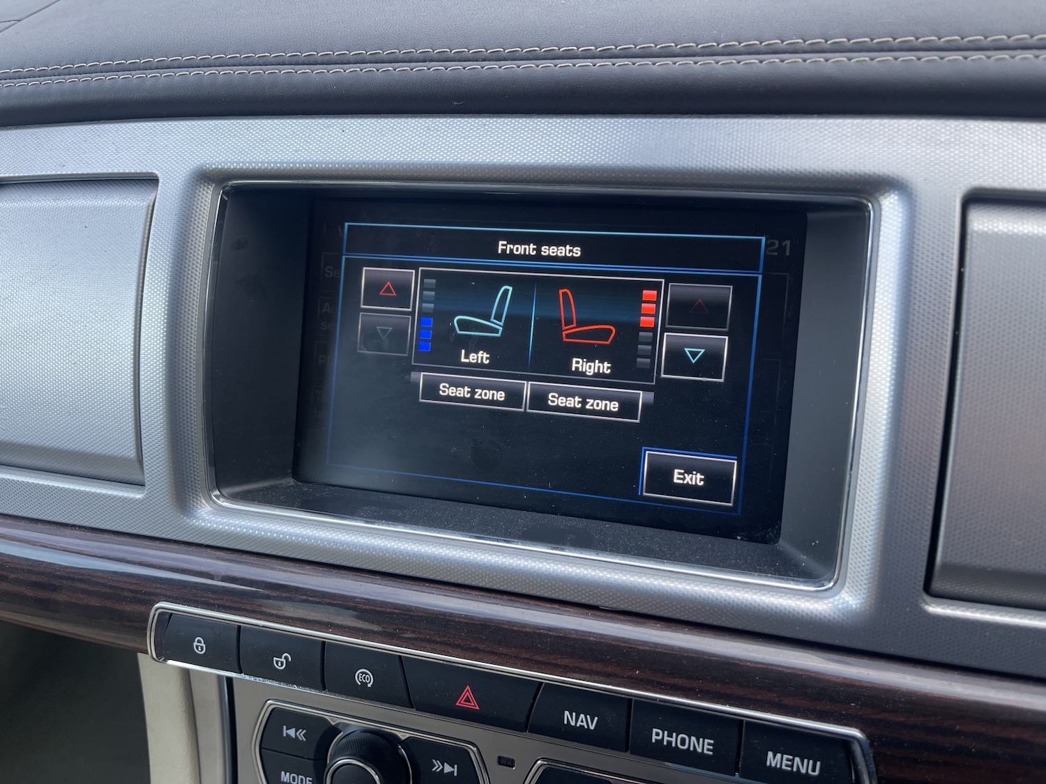 Used Jaguar XF 2015 for sale - 77508424: Photo 28