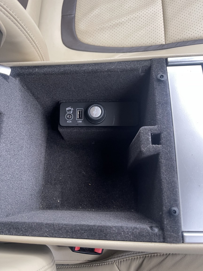 Used Jaguar XF 2015 for sale - 77508424: Photo 35