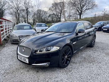 Used Jaguar XF 2015 for sale - 77508424: Photo