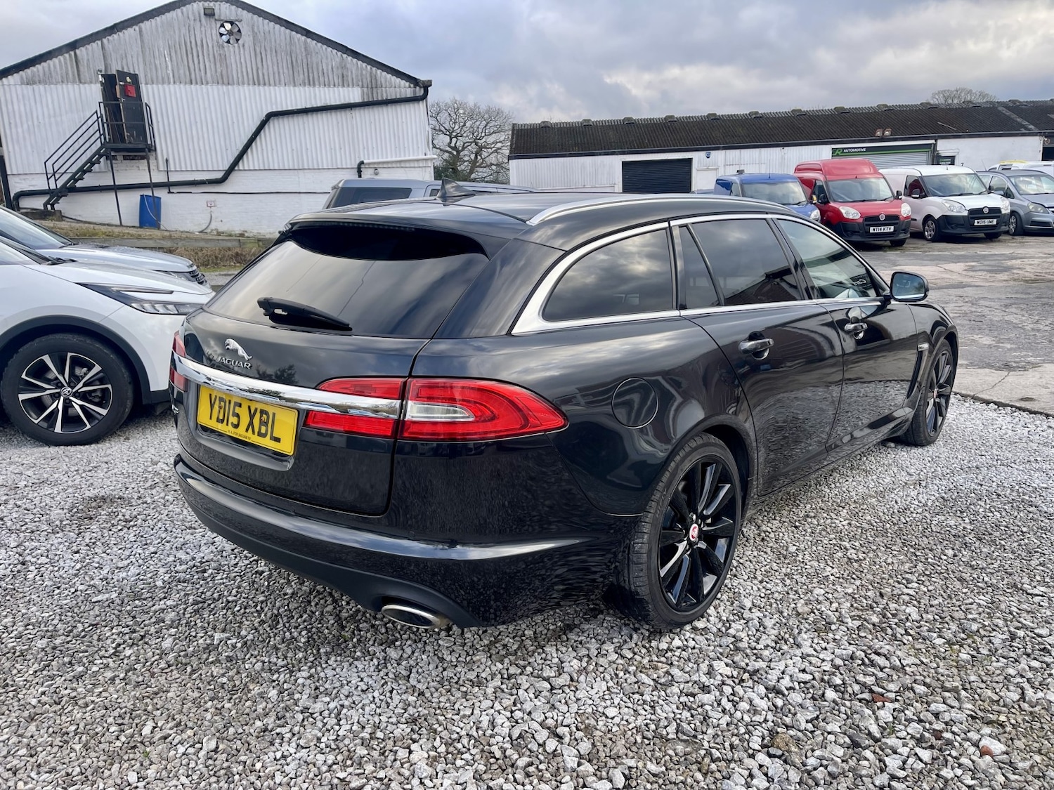 Used Jaguar XF 2015 for sale - 77508424: Photo 6