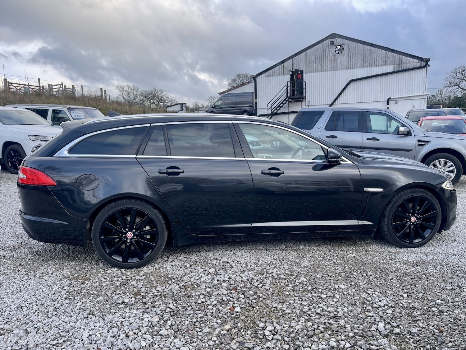 Used Jaguar XF 2015 for sale - 77508424: Photo 7