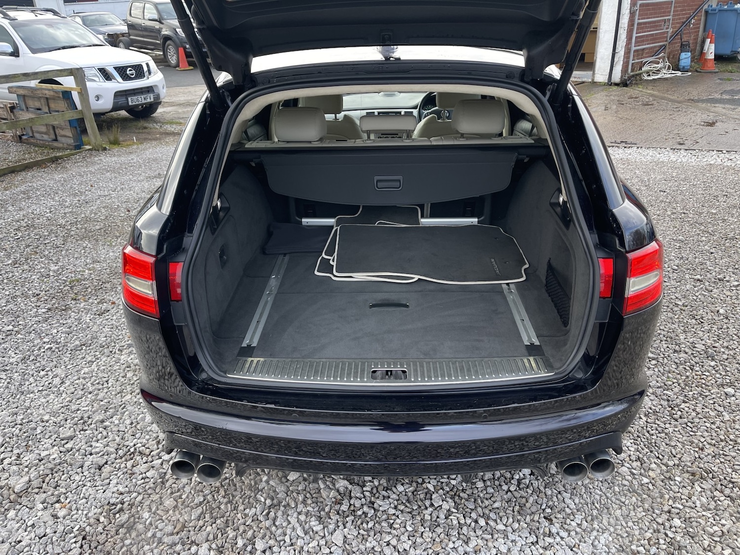 Used Jaguar XF 2014 for sale - 76863938: Photo 10