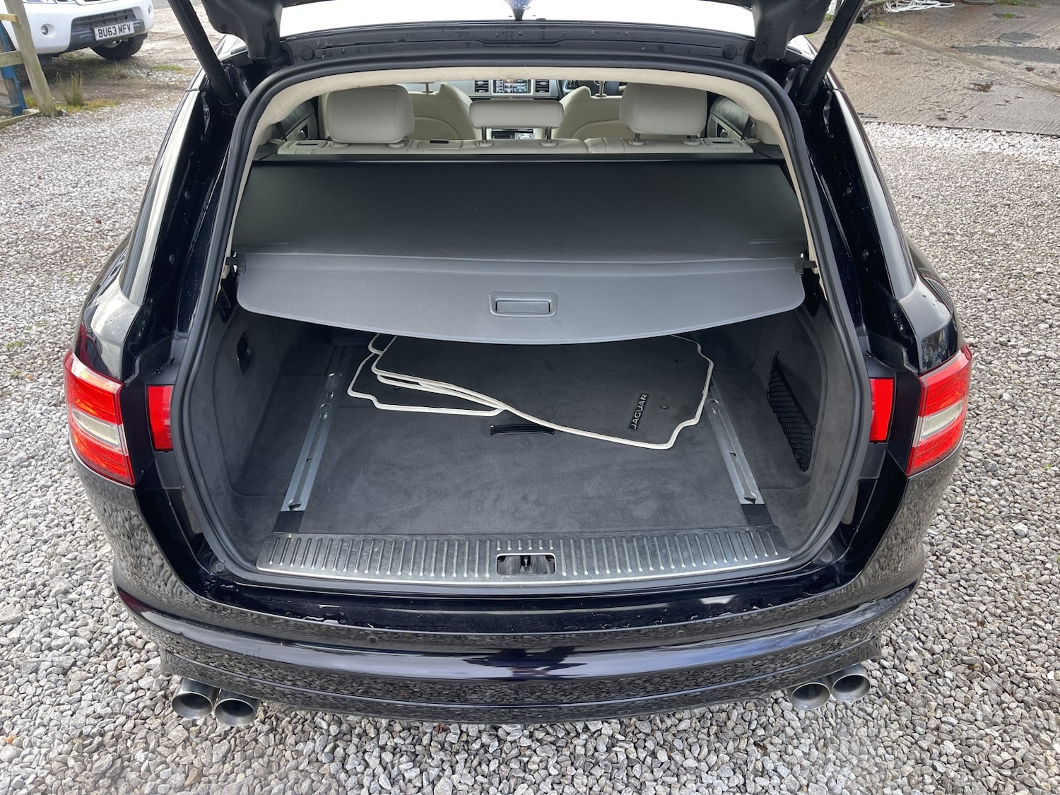 Used Jaguar XF 2014 for sale - 76863938: Photo 11