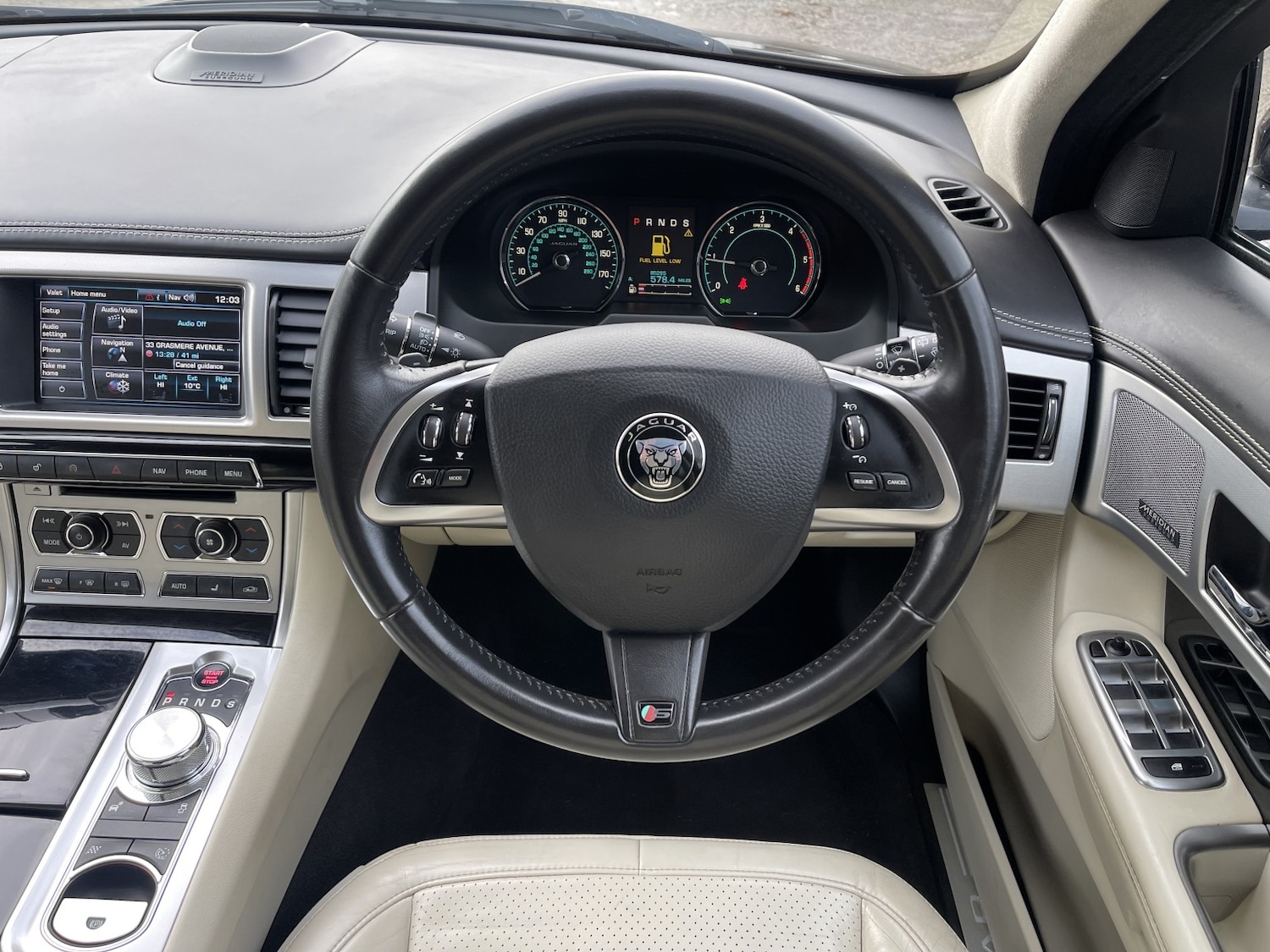 Used Jaguar XF 2014 for sale - 76863938: Photo 25