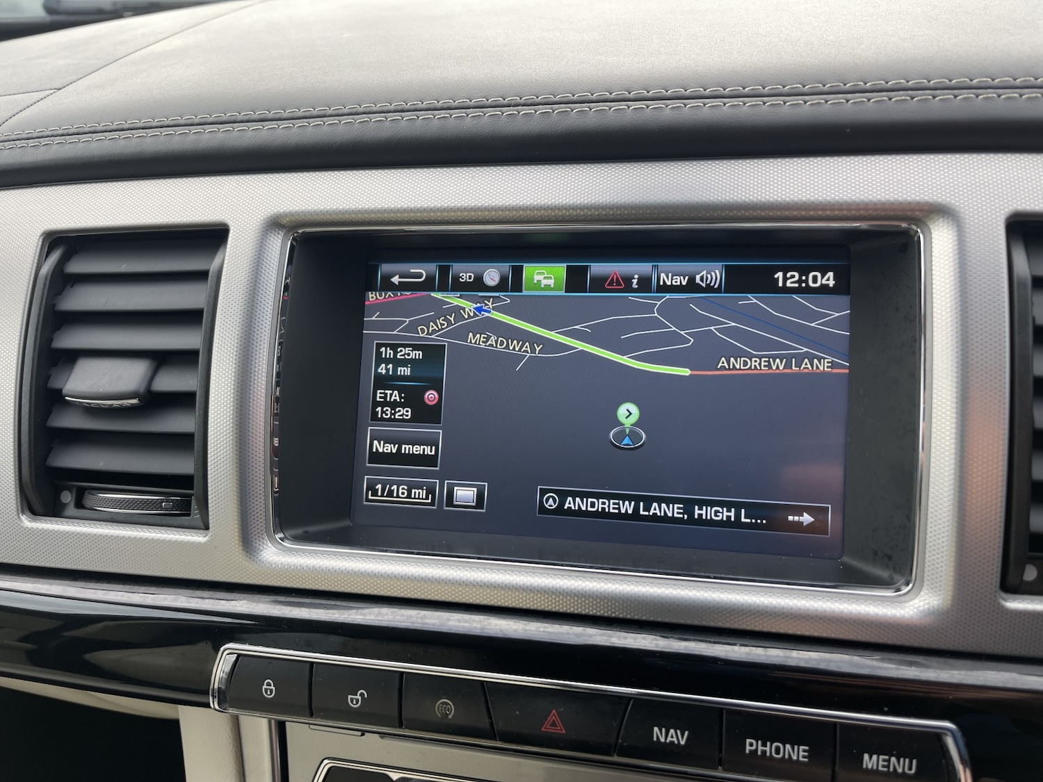 Used Jaguar XF 2014 for sale - 76863938: Photo 28