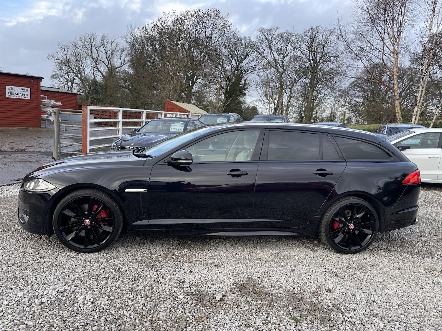 Used Jaguar XF 2014 for sale - 76863938: Photo 4