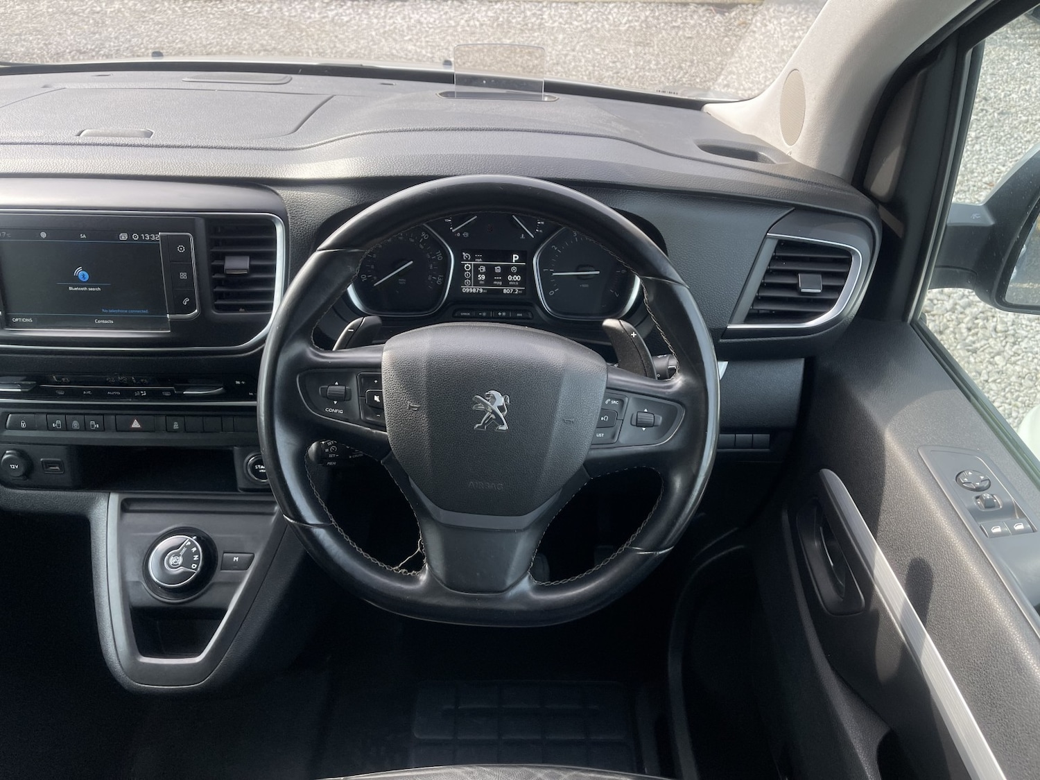 Used Peugeot Traveller 2017 for sale - 77968804: Photo 17