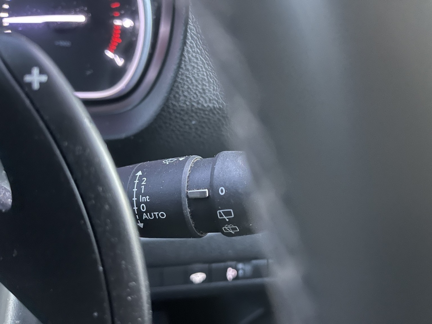 Used Peugeot Traveller 2017 for sale - 77968804: Photo 39