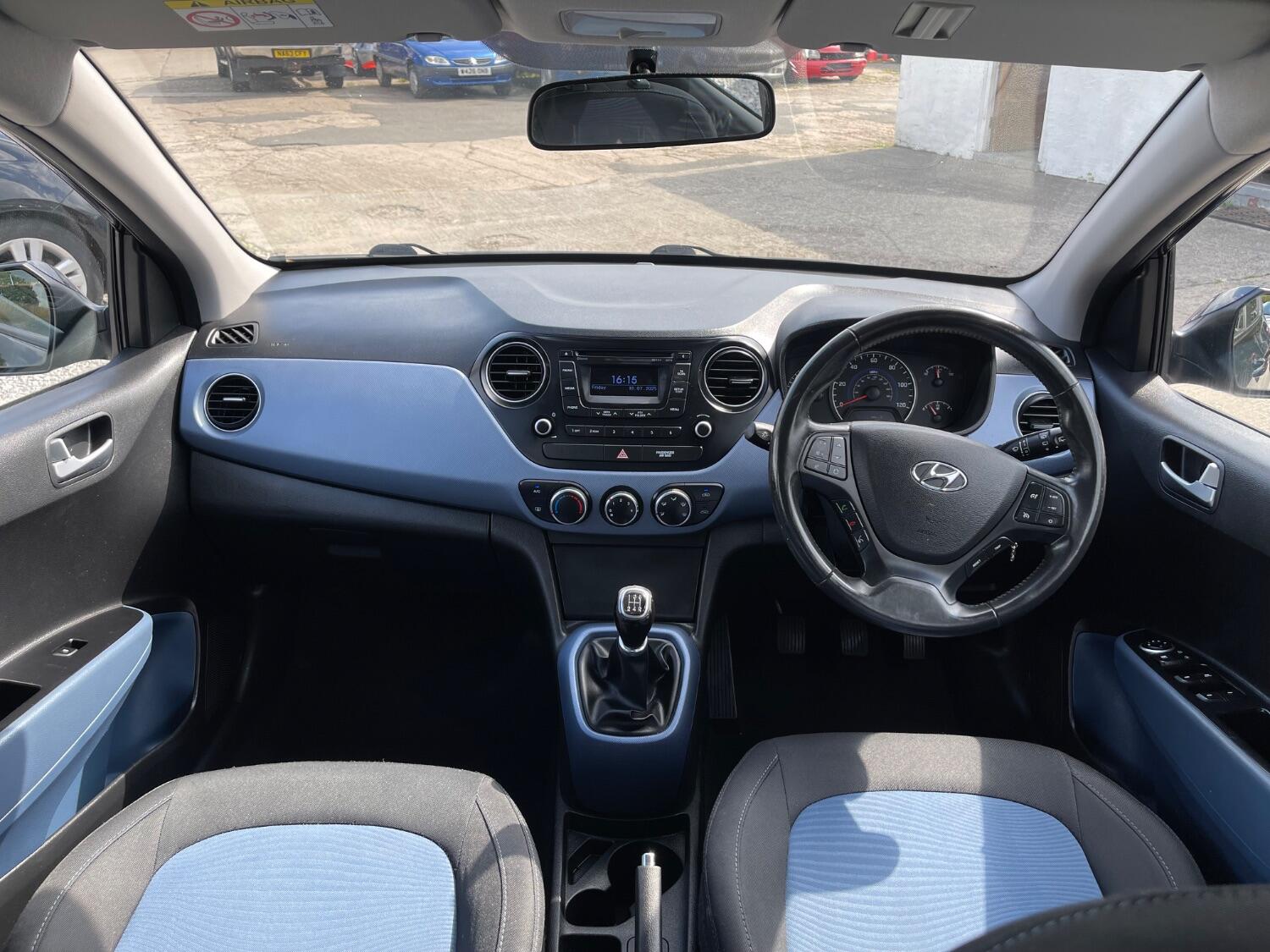 Used Hyundai i10 2014 for sale - 76794392: Photo 12