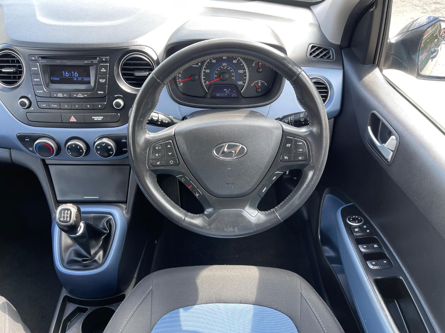 Used Hyundai i10 2014 for sale - 76794392: Photo 13