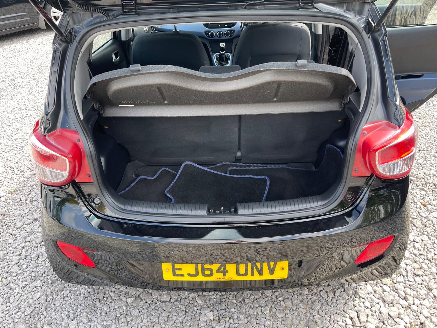 Used Hyundai i10 2014 for sale - 76794392: Photo 15