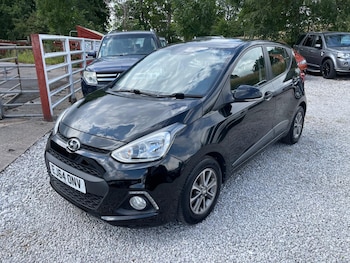 Used Hyundai i10 2014 for sale - 76794392: Photo