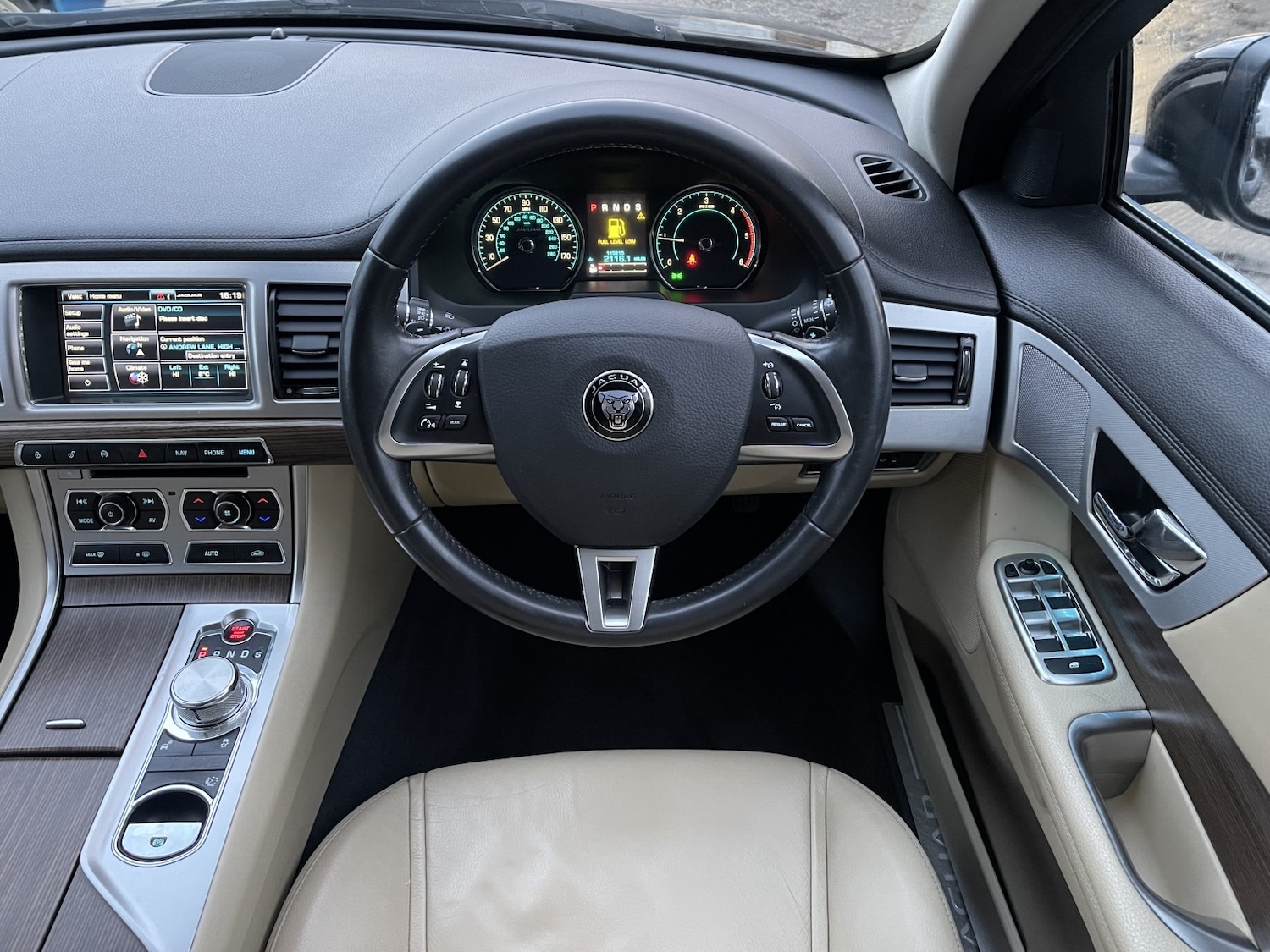 Used Jaguar XF 2014 for sale - 77251246: Photo 22