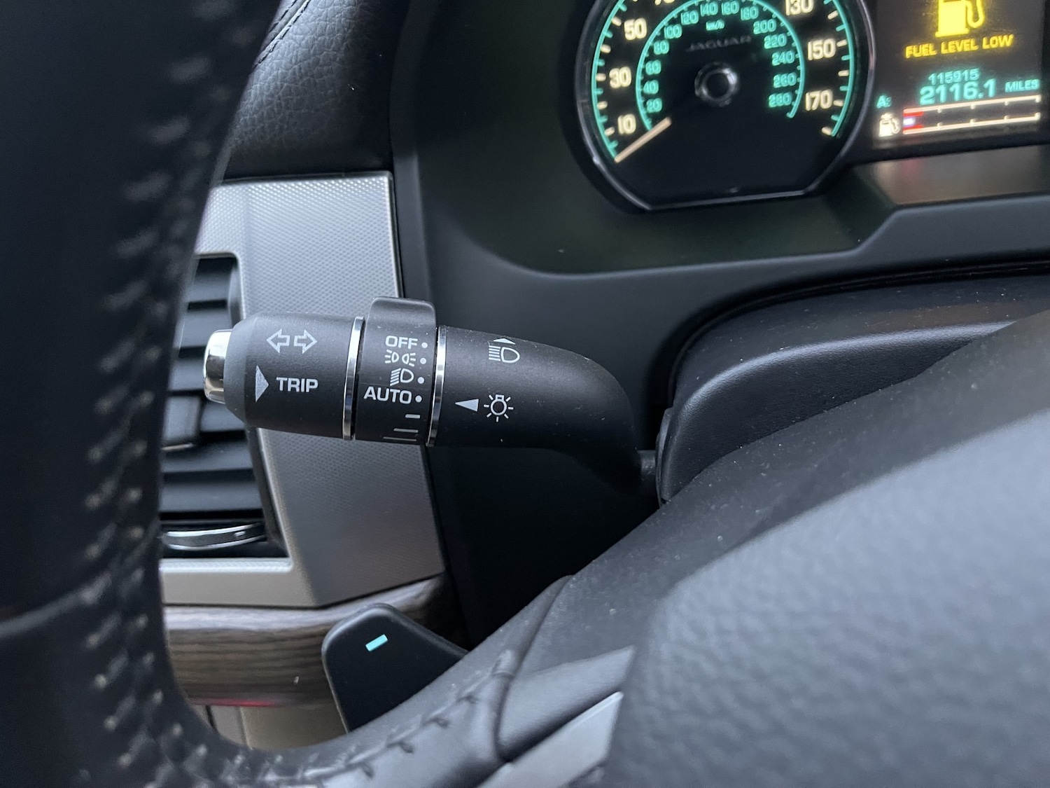 Used Jaguar XF 2014 for sale - 77251246: Photo 23