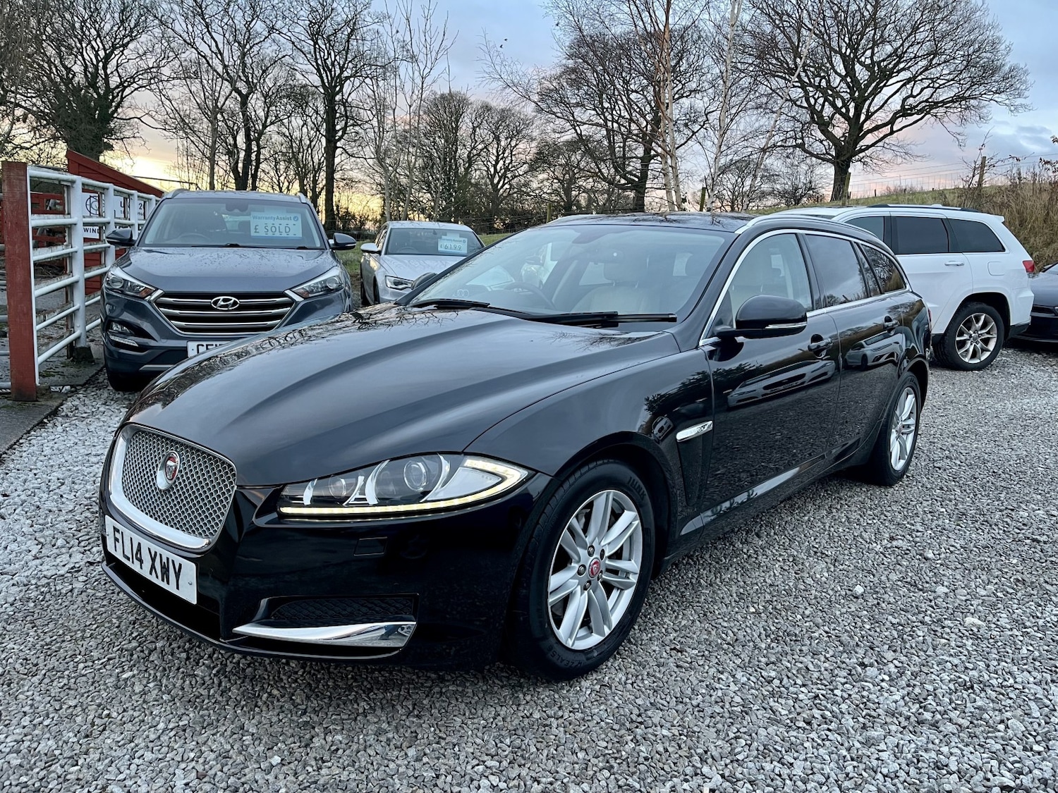 Used Jaguar XF 2014 for sale - 77251246: Photo 3