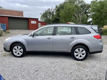Used Subaru Outback 2011 for sale - 79372003: Photo