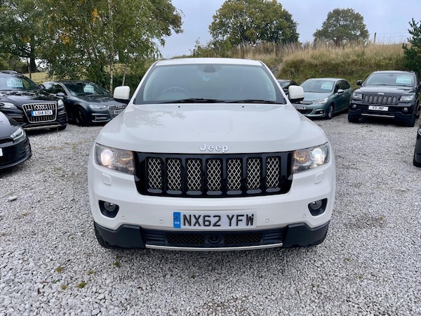 Used Jeep Grand Cherokee 2012 for sale - 76257609: Photo 2