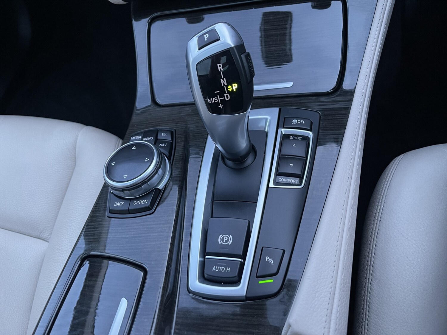 Used BMW 5 Series 2014 for sale - 77807219: Photo 31