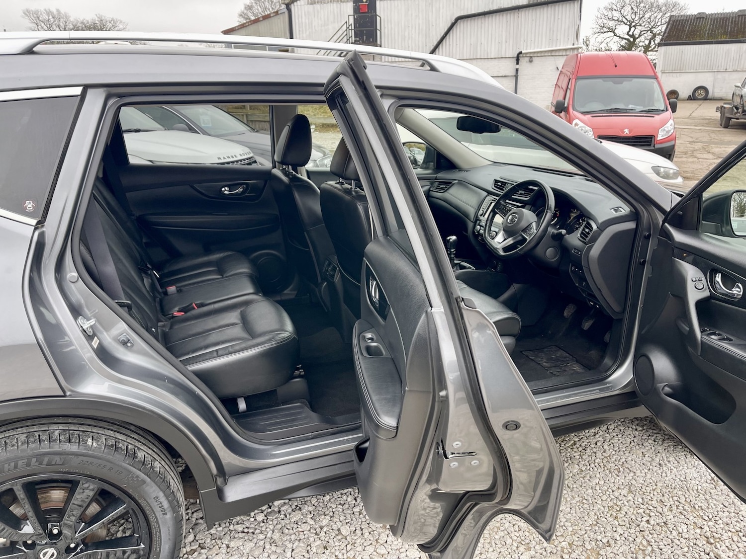 Used Nissan X-Trail 2017 for sale - 77807138: Photo 10