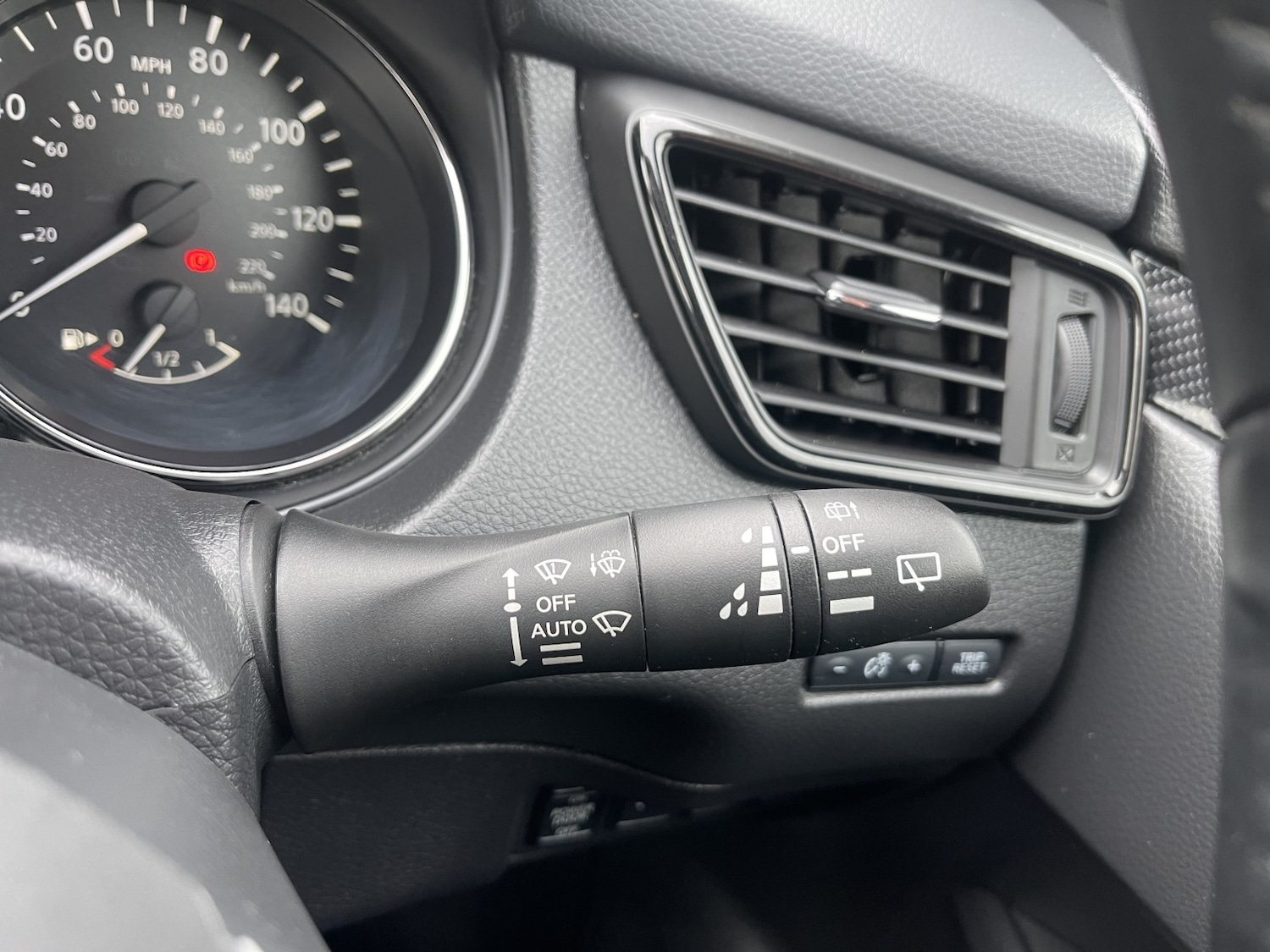 Used Nissan X-Trail 2017 for sale - 77807138: Photo 36