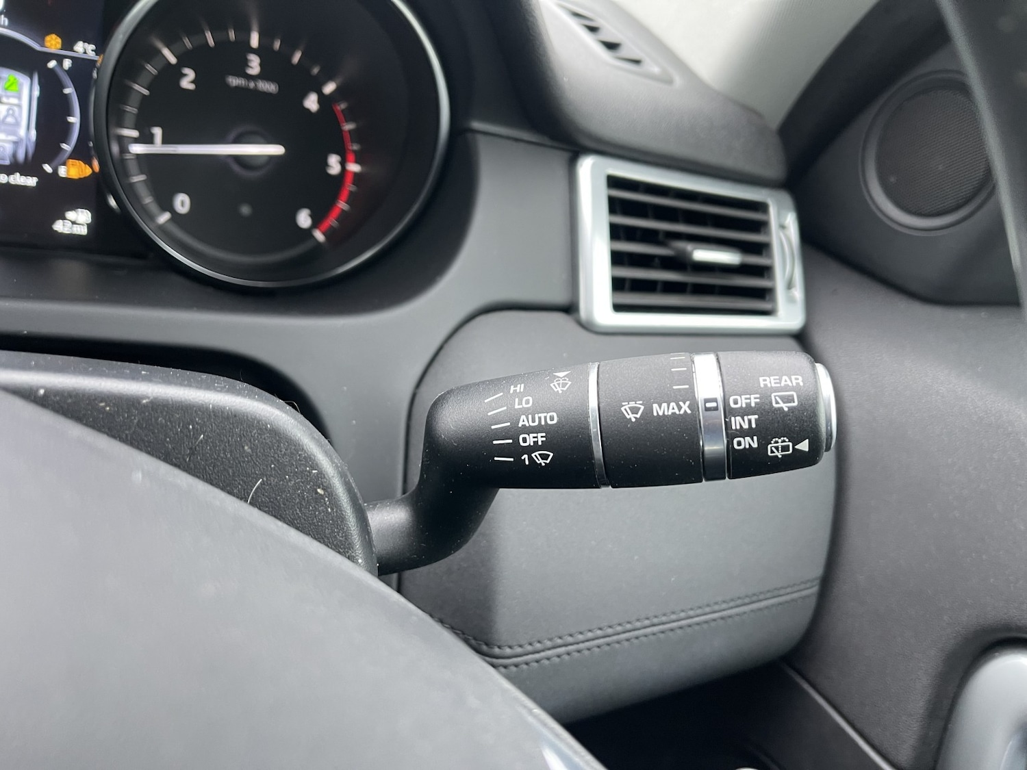 Used Land Rover Discovery Sport 2018 for sale - 77213373: Photo 27