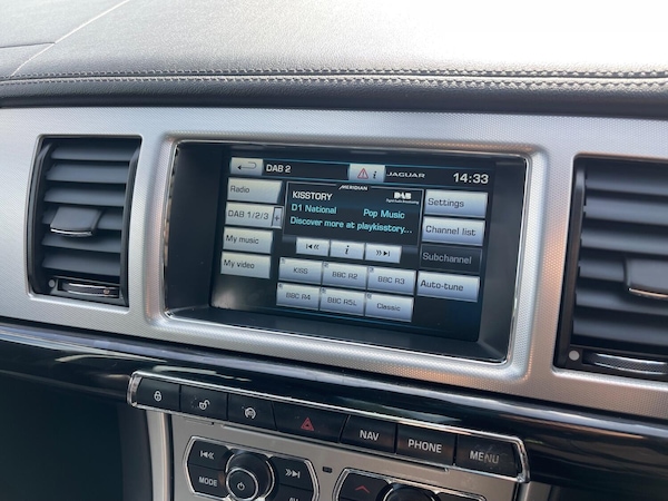 Used Jaguar XF 2014 for sale - 75644189: Photo 19
