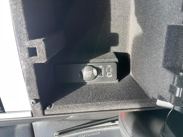 Used Jaguar XF 2014 for sale - 75644189: Photo 32
