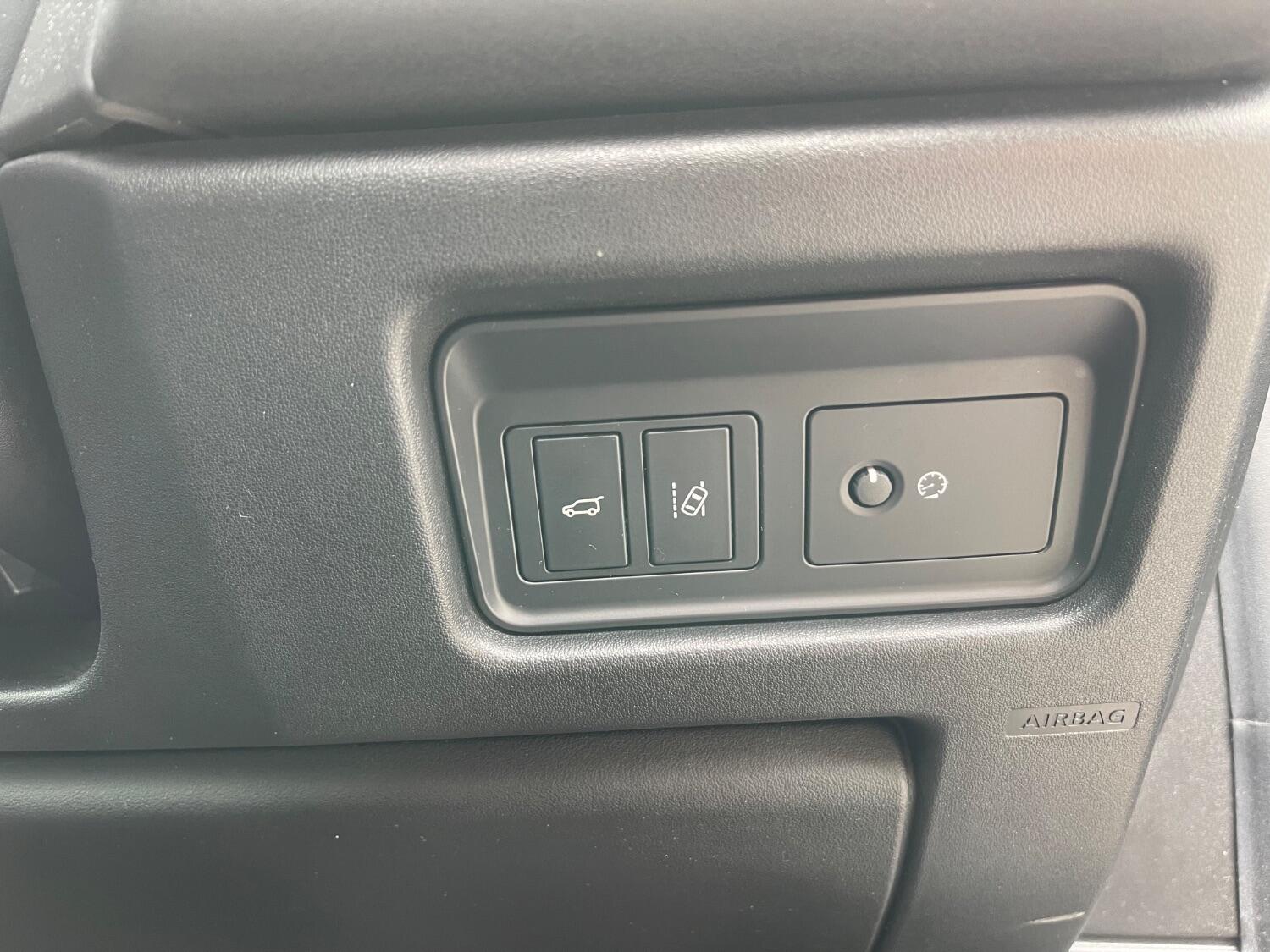 Used Land Rover Discovery Sport 2019 for sale - 76794400: Photo 27