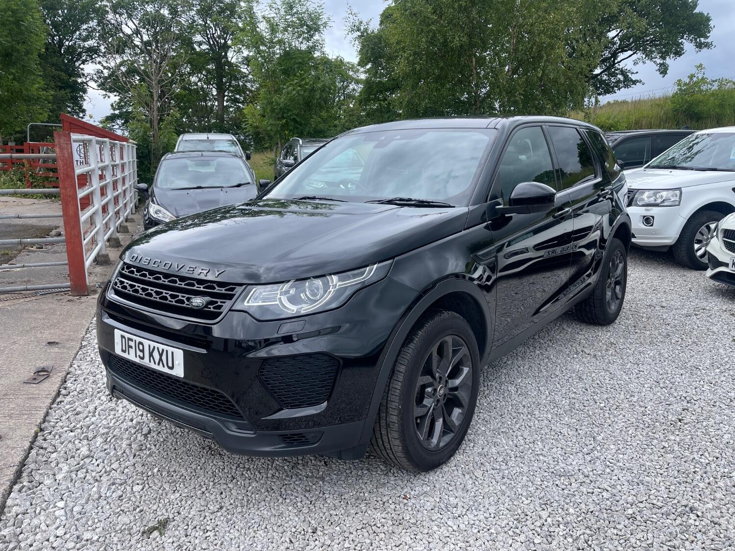 Used Land Rover Discovery Sport 2019 for sale - 76794400: Photo 3